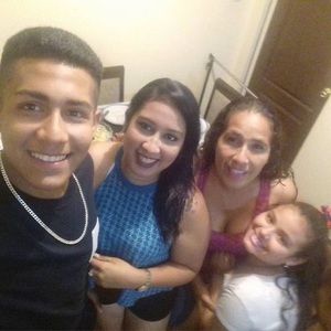 Meet your Posher, Edith